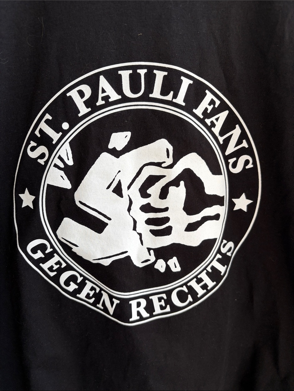 Black Short-Sleeve Logo Tee St Pauli - Picture 2 of 7